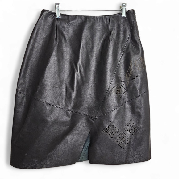 Anne Klein Dresses & Skirts - Anne Klein Women's Black Leather Skirt Laser Cut Detail Size 6